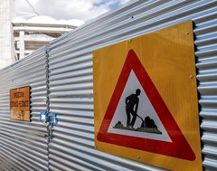 «Τσουνάμι» ερευνών για ευρωκονδύλια